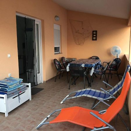 Apartman Luka Vir Apartment Exterior foto