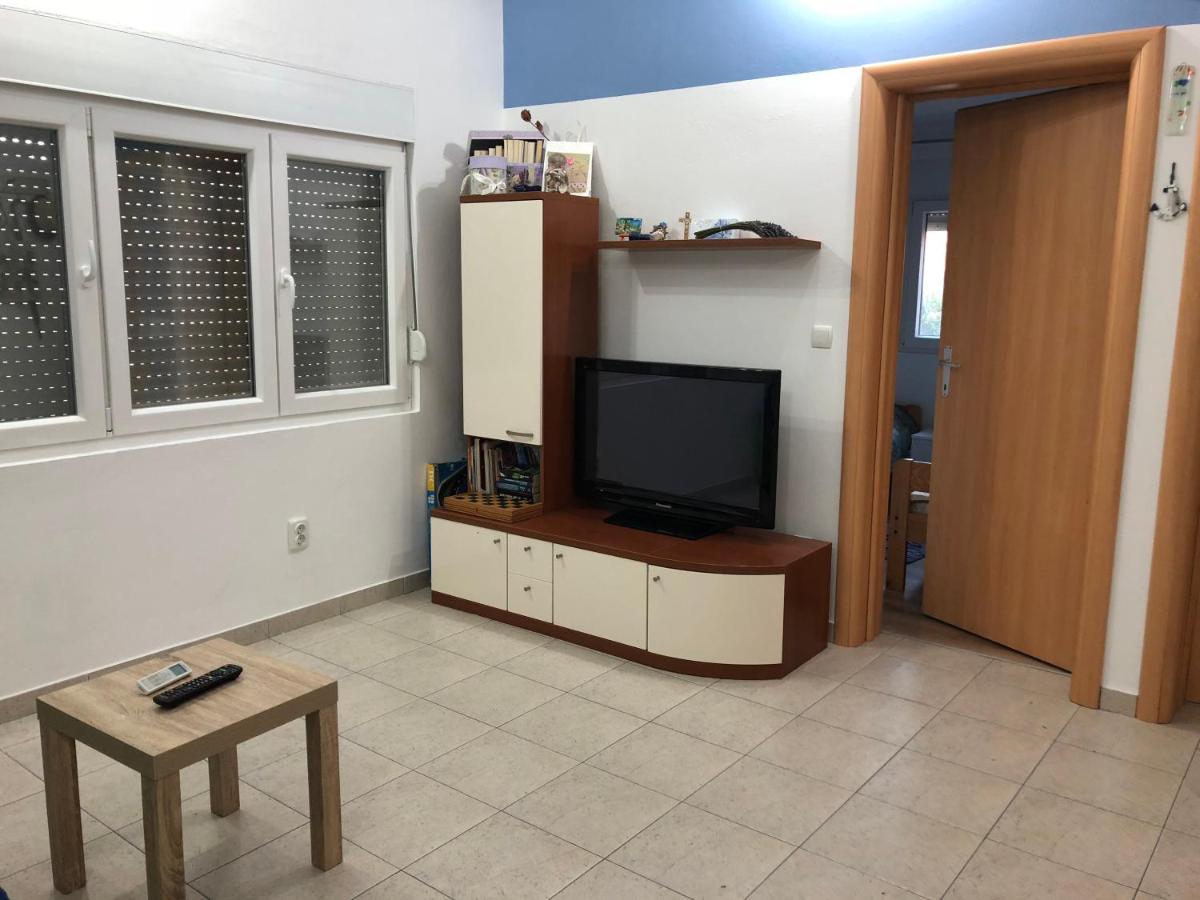 Apartman Luka Vir Apartment Exterior foto