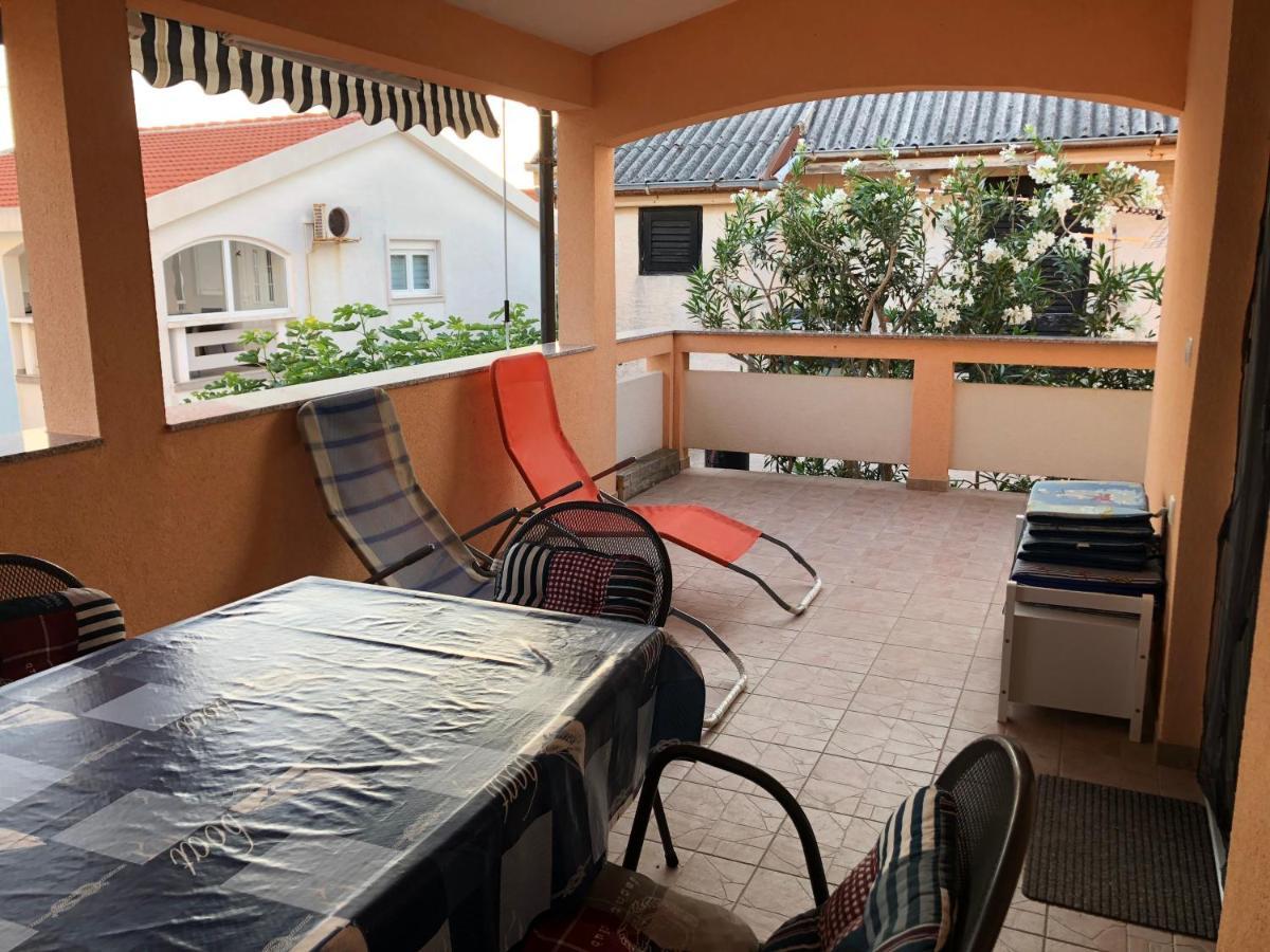 Apartman Luka Vir Apartment Exterior foto