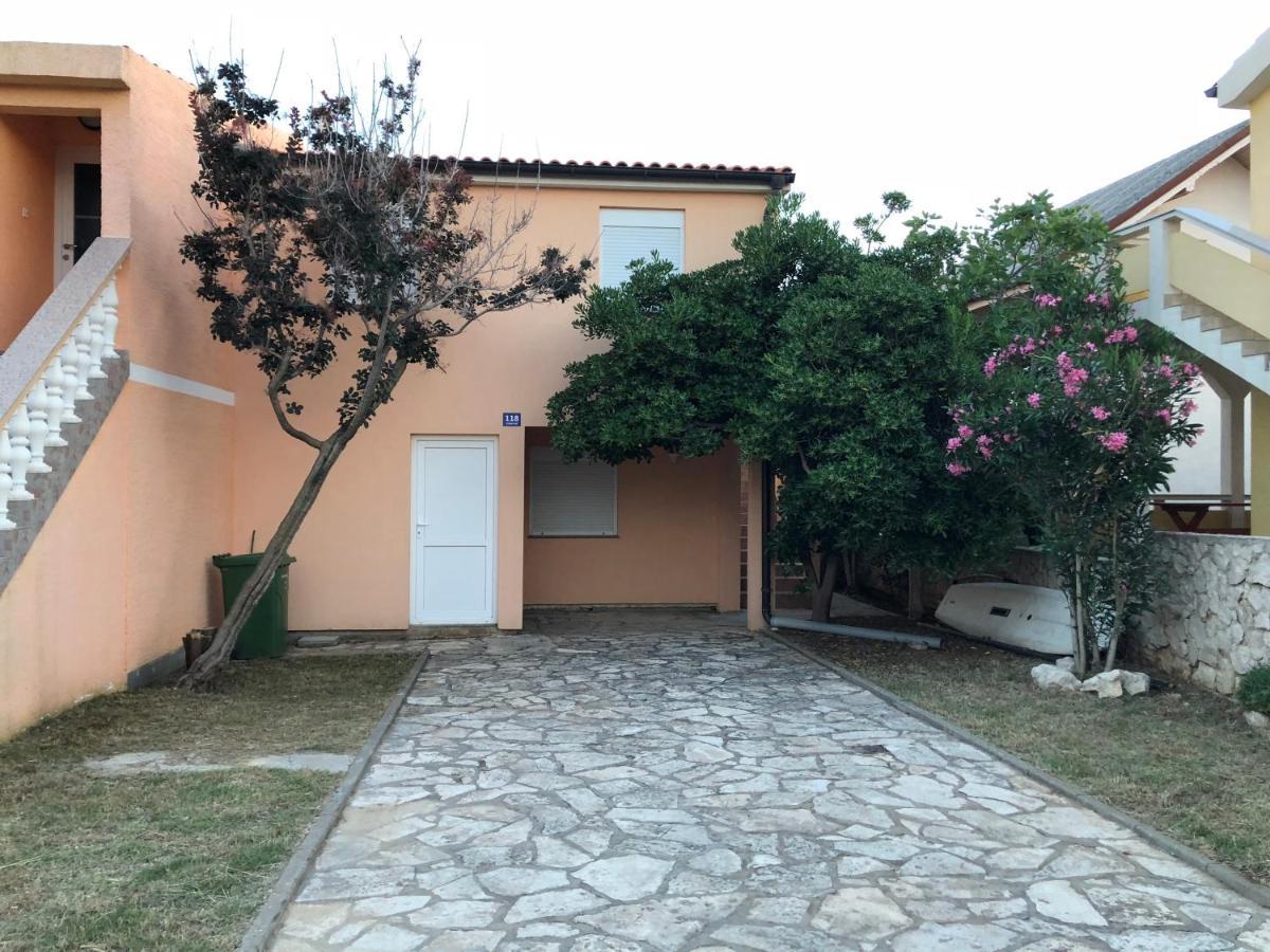Apartman Luka Vir Apartment Exterior foto